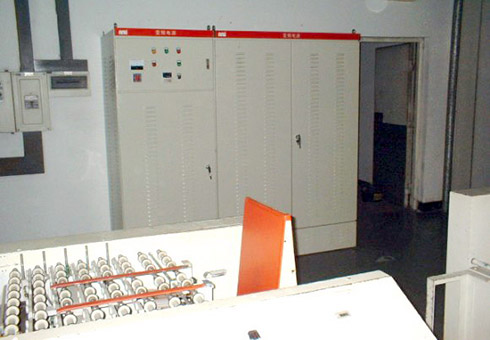 依利安達(dá)(廣州)電子有限公司165KVA變頻電源投入使用